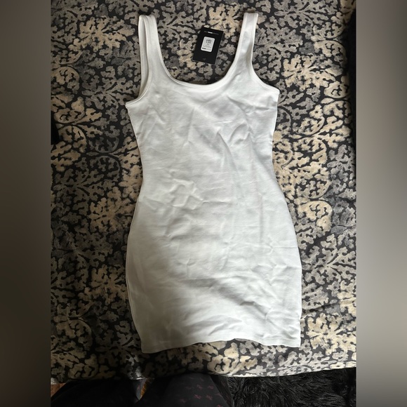 Fashion Nova Jules Body Sculpting mini dress - Picture 3 of 8